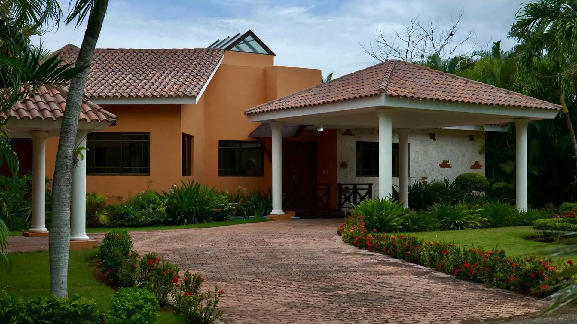 Villa-Aurora Juandolio-3Br-4Bds-6Px-Wifi-Bbq-Pool-Tvsmart Juan Dolio Villa