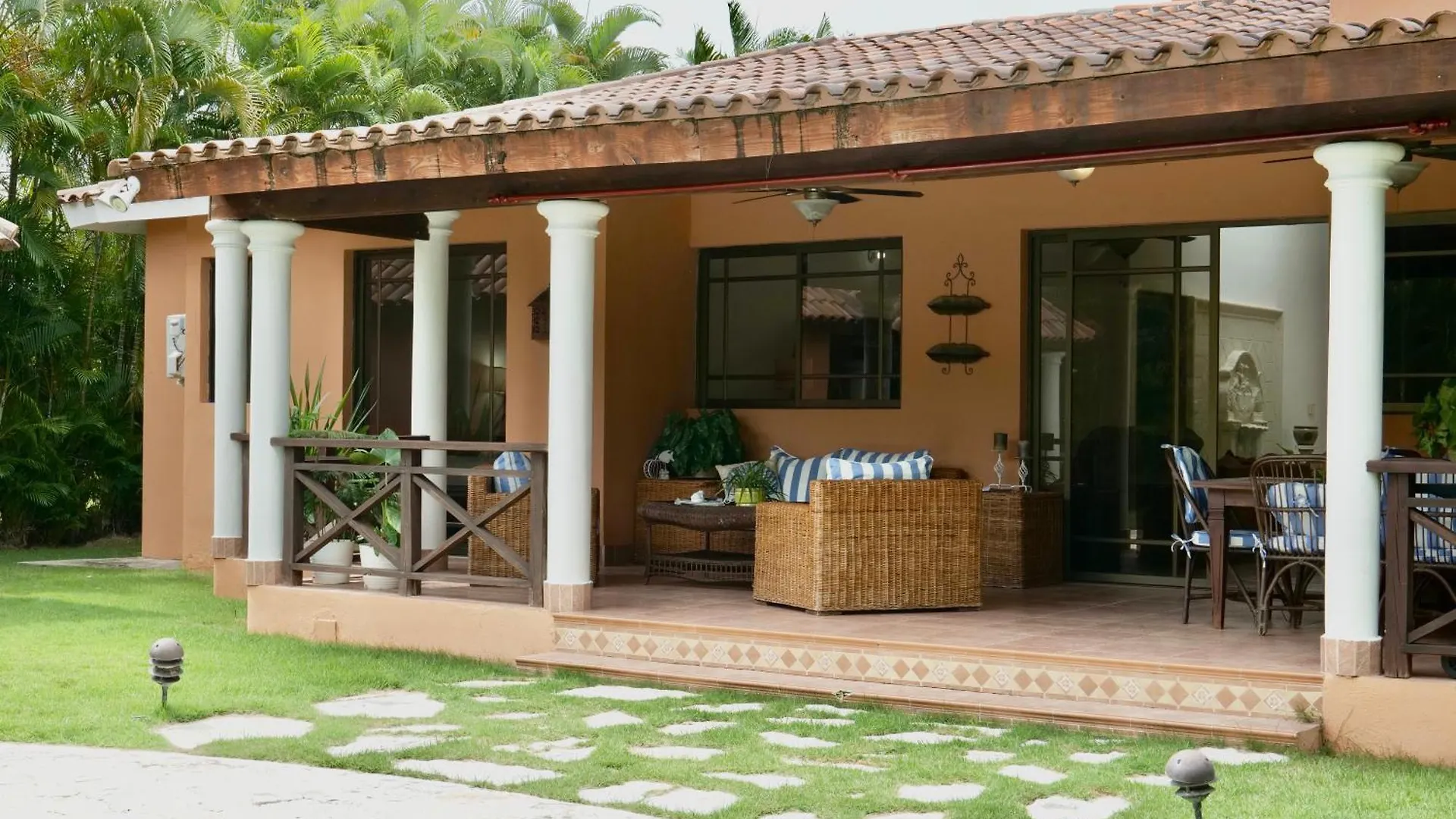 Villa-Aurora Juandolio-3Br-4Bds-6Px-Wifi-Bbq-Pool-Tvsmart Juan Dolio 0*,  République dominicaine